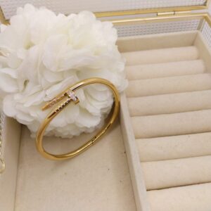 Bracelet clos taille 6